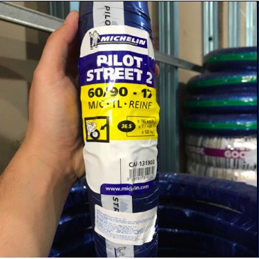 Lốp Michelin 60/90-17 TL và 70/90-17 Pilot Street 2 không săm
