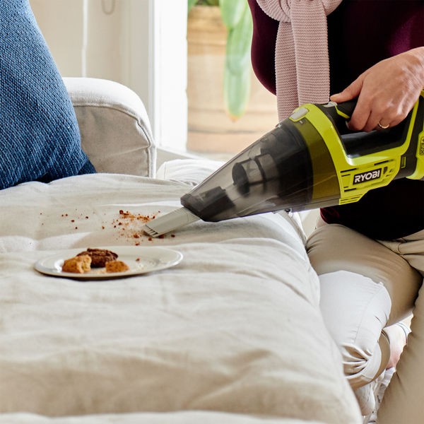 THÂN MÁY HÚT BỤI DÙNG PIN 18V HIỆU RYOBI ONE+ R18HV-0 MỚI 100% CHÍNH HÃNG NHẬP KHẨU ÚC