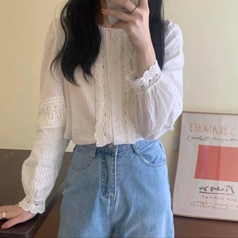 Áo sơ mi kiểu ren bèo tay dài retro nữ cổ trụ tròn hoa văn trơn trắng - Order taobao quảng châu