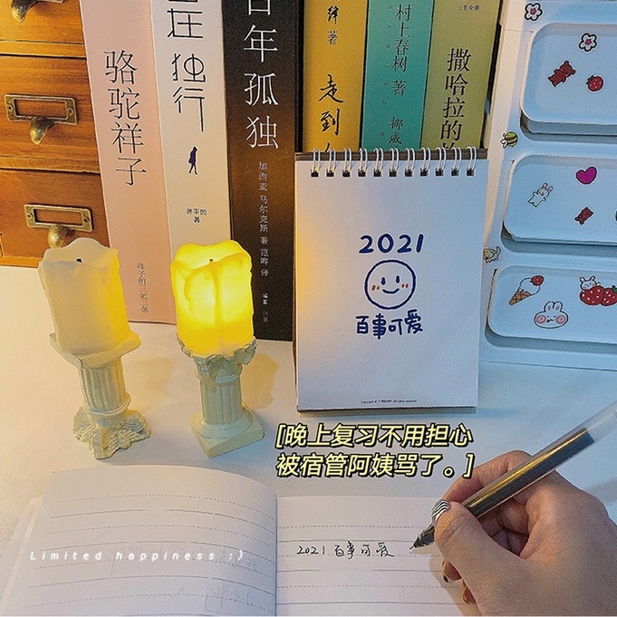 Chân Nến Điện Tử Để Bàn Phong Cách Retro Nghệ Thuật