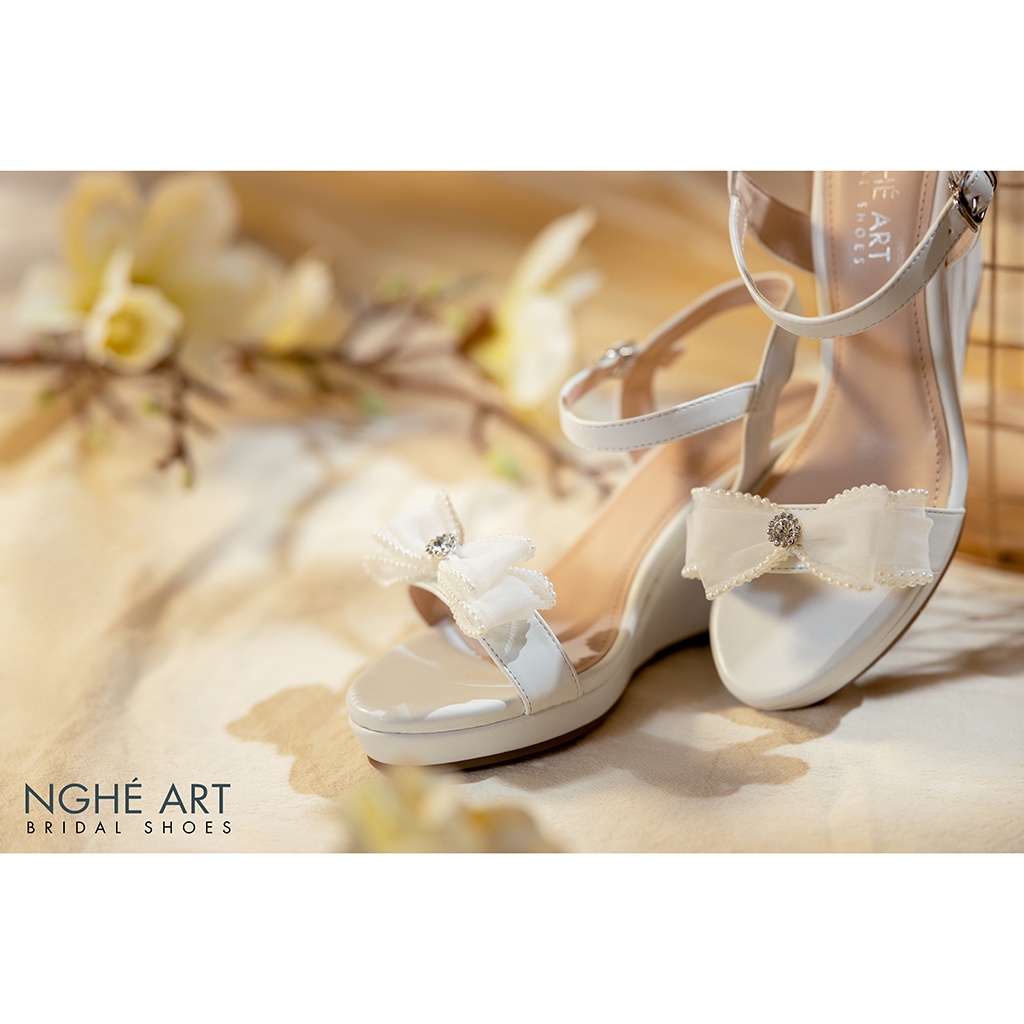 Giày cô dâu Nghé Art đế xuồng đính nơ 376