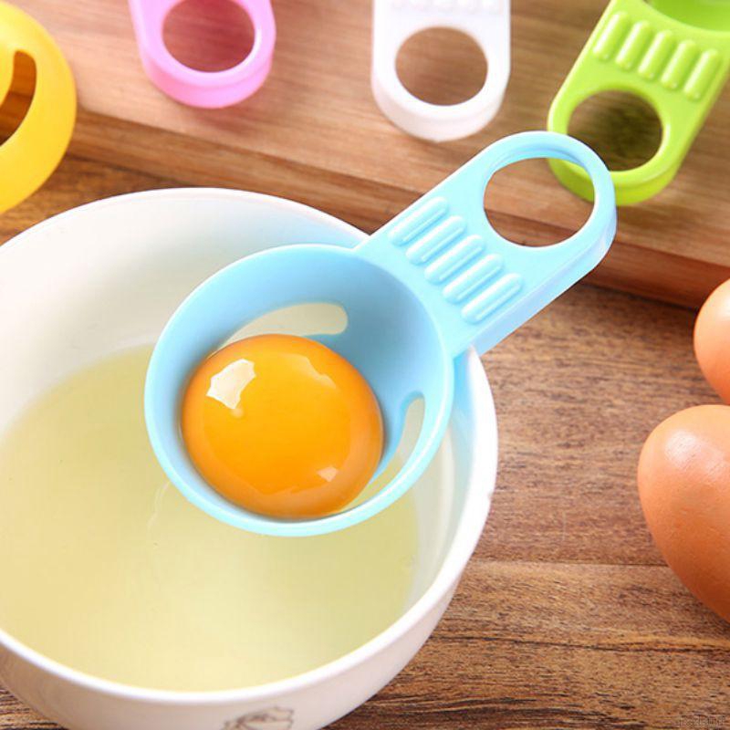Dụng cụ tách lòng đỏ trứng dễ dàng