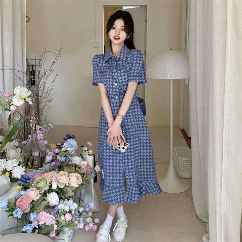 Denim dress women's 2022 summer new vintage Ruffle slim skirt ins temperament short sleeve Platycodon skirt