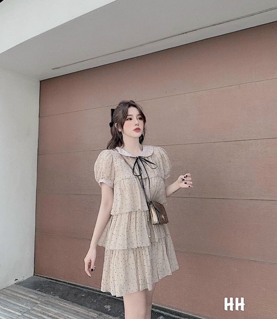 Váy tơ bèo 4 tầng chấm bi có nơ buộc cổ