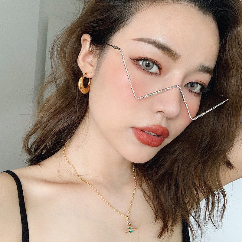 (AIMURUSI) COD Gọng kính INS phong cách kim loại hoàn mỹ cá tính kính kim cương mới xu hướng thời trang Âu Mỹ phụ kiện nửa gọng hình chữ V kính nữ