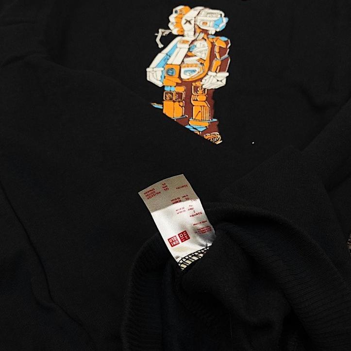 Áo Khoác Uniqlo X Kaws Màu Đen Nhập Khẩu + Thẻ Nhãn