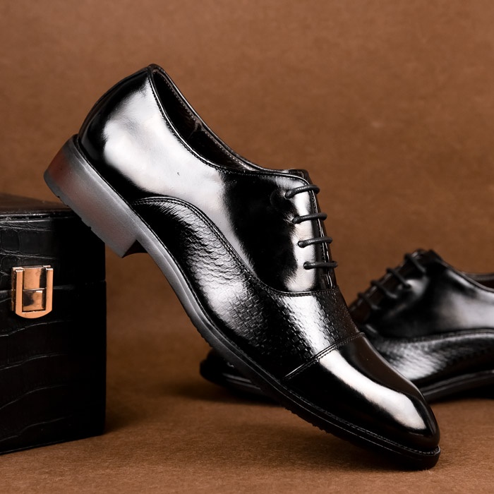 Giày nam đẹp da thật Manzano họa tiết dập vân trẻ trung sang trọng M66884