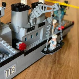 Lego tàu chiến mã 112
