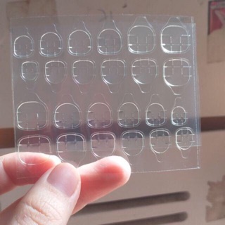 Vỉ dán móng silicon