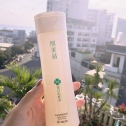 NƯỚC HOA HỒNG TRỊ MỤN - DƯỠNG TRẮNG - KRACIE HADABISEI LOTION 200ML🍀CHÍNH HÃNG 🍀Hỗ trợ giảm các tình trạng mụn