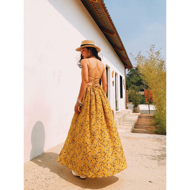 Váy maxi hở lưng