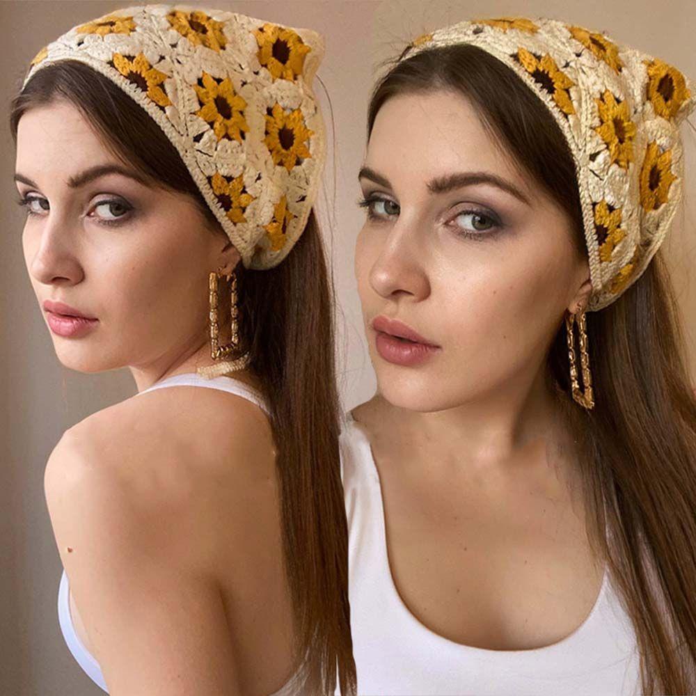 Khăn Đeo Đầu Đi Biển Hình Tam Giác Họa Tiết Hoa Phong Cách Dân Tộc Độc Đáo