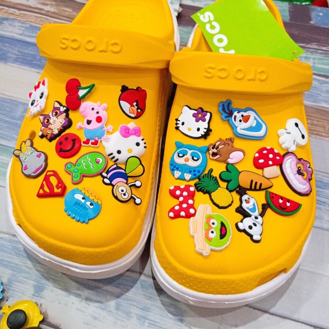 Sỉ Nút gắn Dép Crocs 2D Siêu rẻ - Jibbitz Charm Sticker cài Dép Sục, Satihu, Cá Sấu