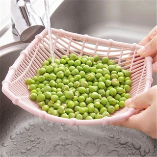 Rổ nhựa đựng trái cây, bánh kẹo và đồ dùng tiện lợi