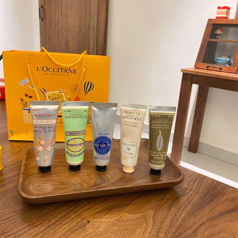 5 Kem dưỡng da tay L'occitane thể tích 30ml kèm hộp thiếc