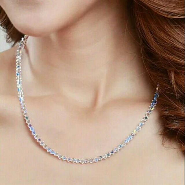 Dây chuyền pha lê trắng