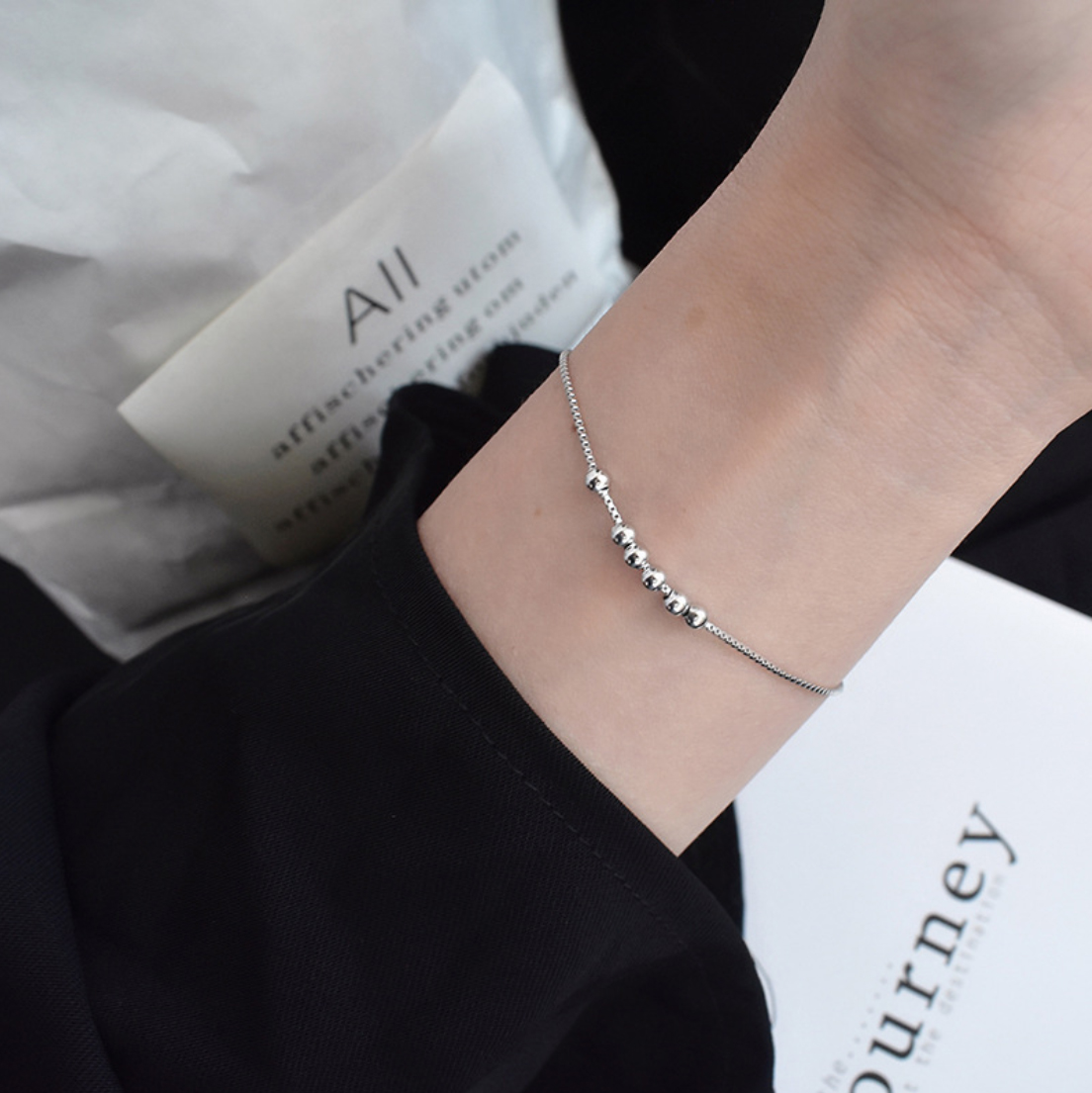 Vòng tay nữ mạ bạc S925 dạng chuỗi xích kết hạt xinh xắn