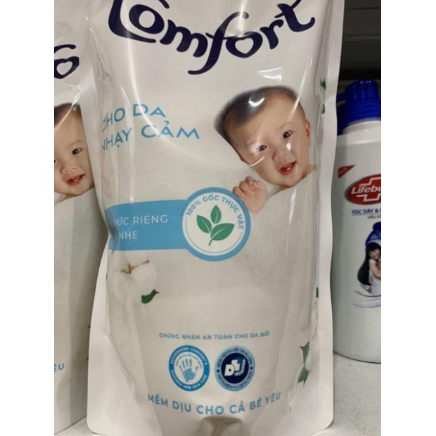 Nước xả vải Comfort Công thức Riêng Dịu nhẹ 1,6l (mầu trắng)