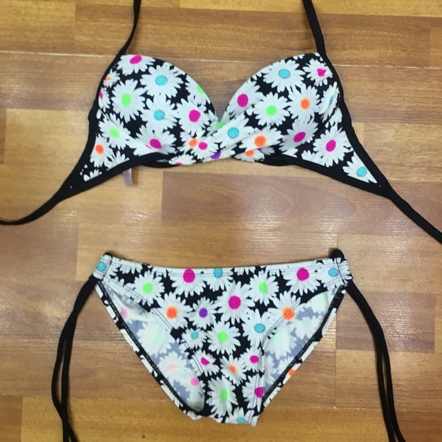 Bikini mút dày 2 mảnh