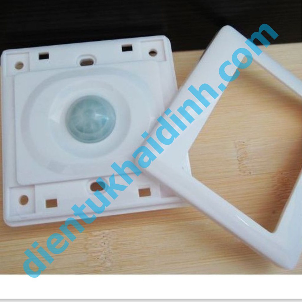 CÔNG TẮC ĐÈN CẢM BIẾN NGƯỜI 220Vac 100w kde3994