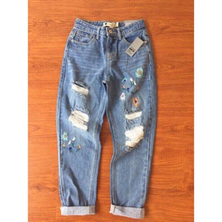 Quần jean rách thêu hoa size M Topshop