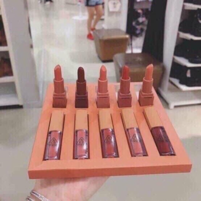 Set son 10 cây 5 sáp 5 kem