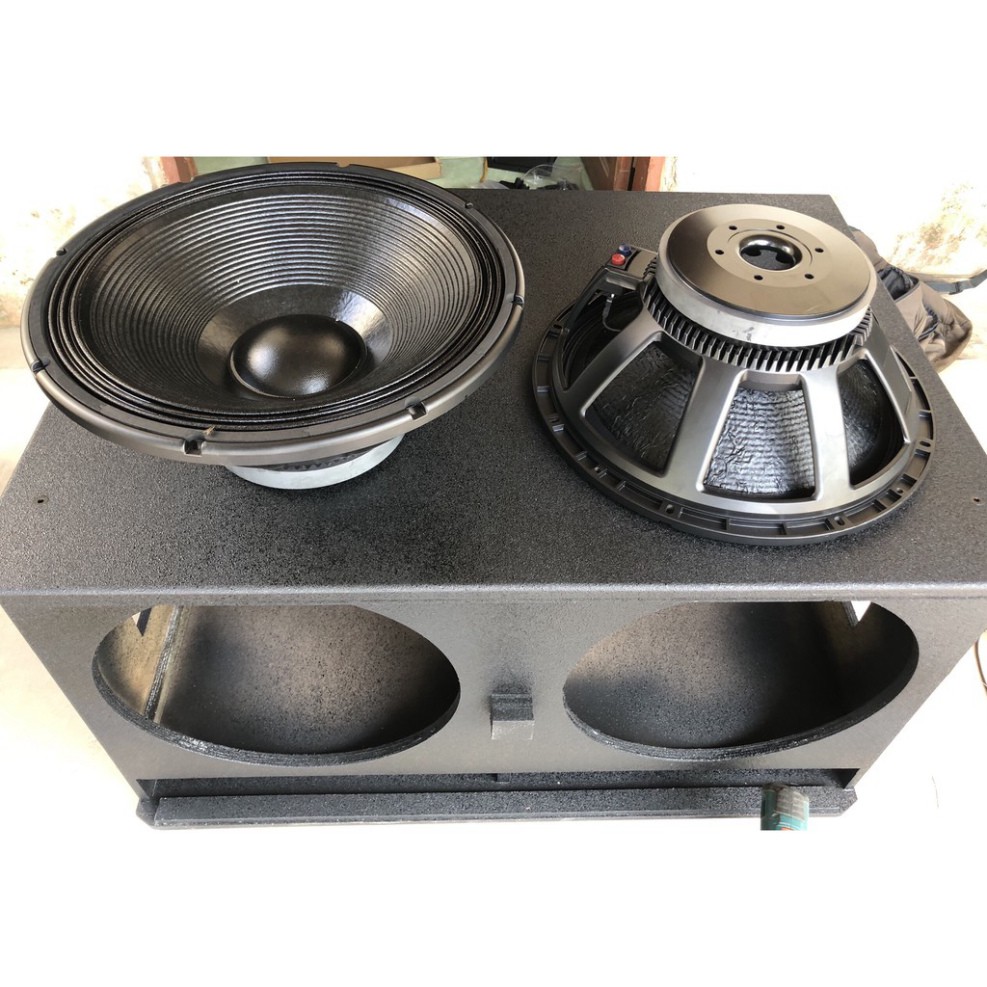 Bass loa súp 50 RCF từ 220 côn 100