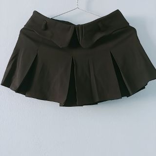 Chân váy xếp li