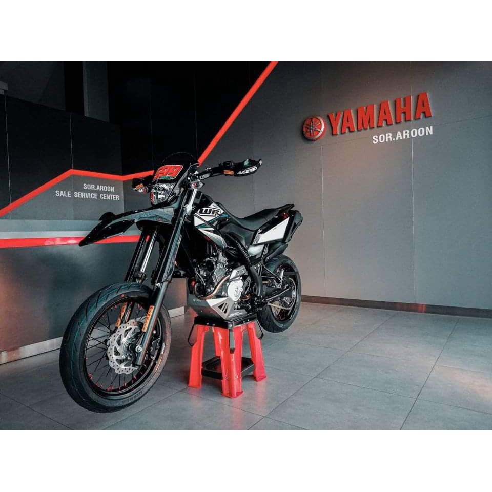 Cặp vỏ Pirelli Rosso Sport size 110/70-17 và 150/60-17 cho Motor: KTM 200 250 390, R15 R3, NINJA 300 400, giá 1 cặp