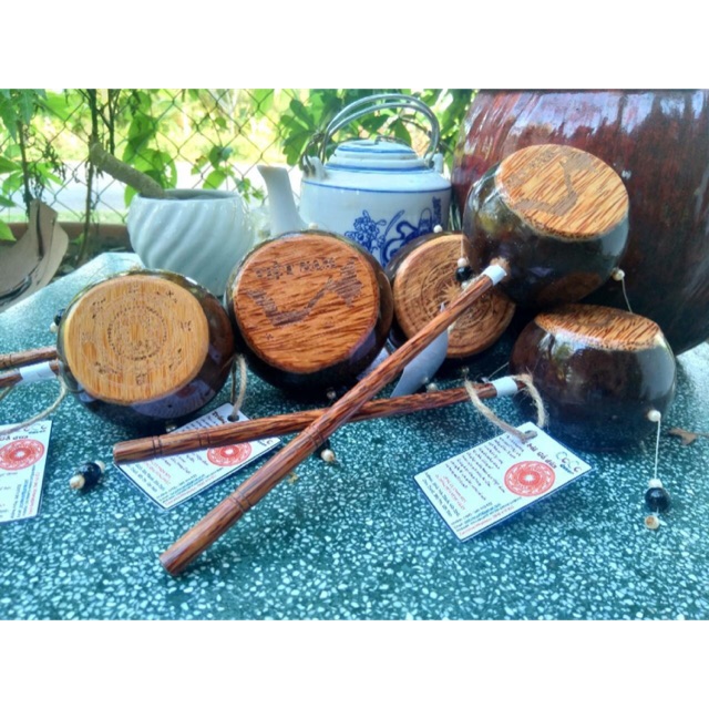 Trống bỏi gáo dừa