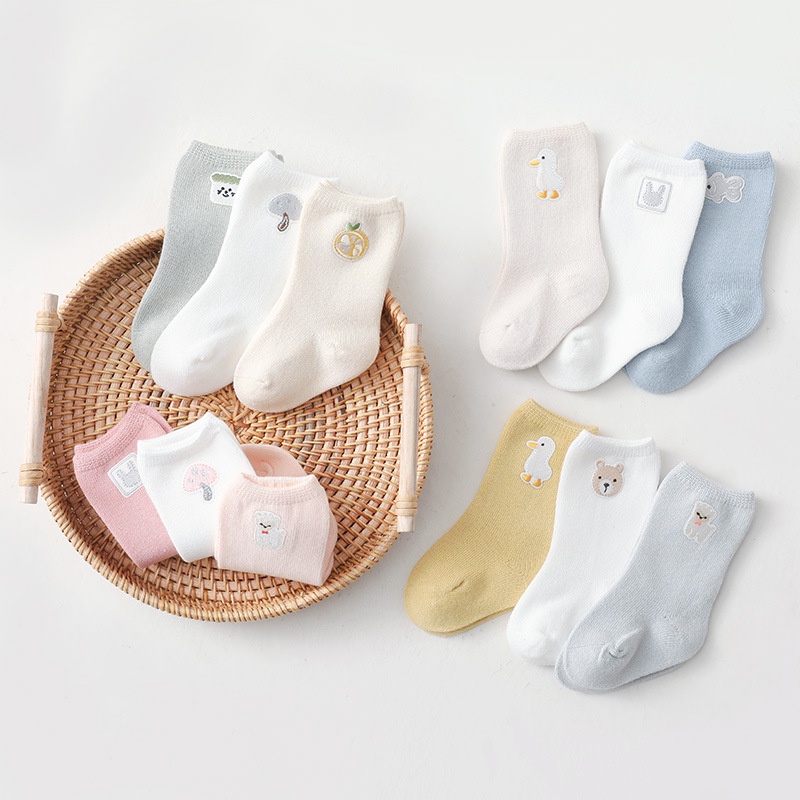 Set 3 Đôi Vớ Cotton Chống Trượt Họa Tiết Hoạt Hình Cho Bé Sơ Sinh 0-5 Tuổi