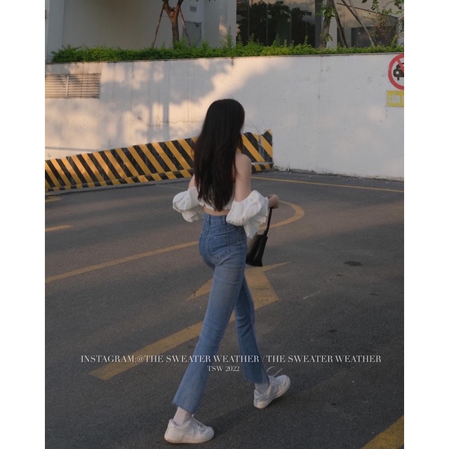 (Ảnh thật) Áo trễ vai dáng croptop hoa nổi tay bồng lưng chun the.sweaterweather TSW