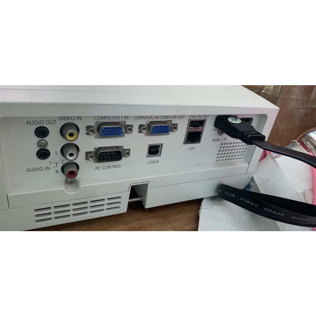 Máy chiếu dạy học/ văn phòng hoặc chiếu bóng đá quán chính hãng NEC MC301X