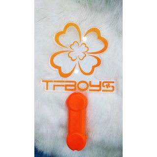 Đèn cầm tay TFBOYS