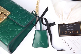 Túi Gucci padlock