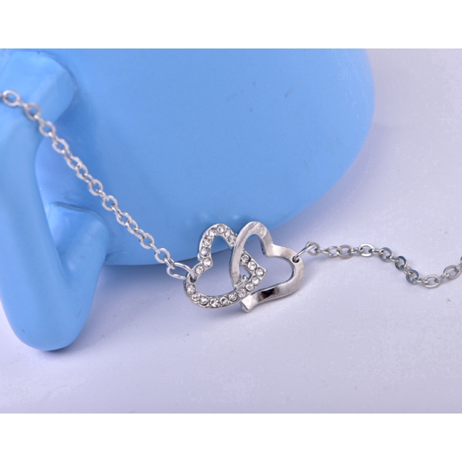 Vòng tay đính đá dễ thương phong cách Hàn Quốc