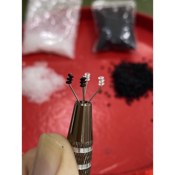 Chốt chặn cao su cho vòng ngọc trai , vòng đá size 2 ly 1 bịch 100 cái
