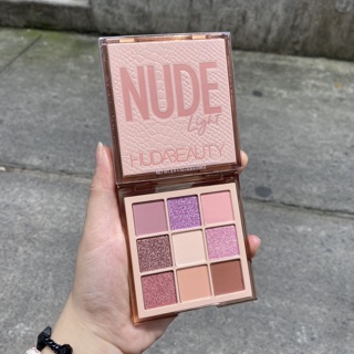 BẢNG PHẤN MẮT NUDE LIGHT HUDABEAUTY.