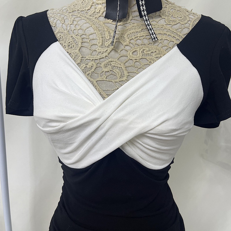 Đầm Váy Ngắn Nữ Ôm Body Thiết Kế Nhăn Có Viền Trắng 2 Màu Đen Xanh Phong Cách Hàn Quốc Đơn Giản Vải Thun Co Giãn Loại 1 | BigBuy360 - bigbuy360.vn