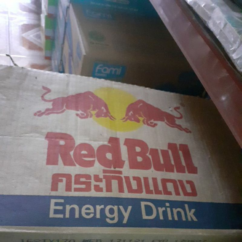 Nước tăng lực RedBull Thái Lan 250ml x 24lon