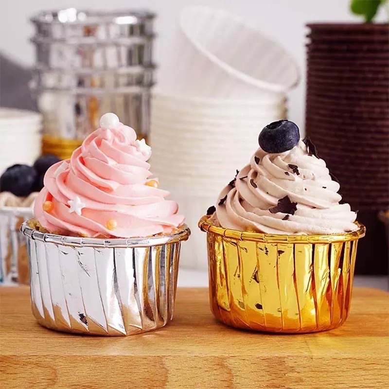 Set ~50 cốc nhôm màu vàng, bạc đựng bánh cupcake