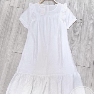 Váy maxi trắng đũi nhăn