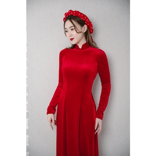 Áo dài cô dâu màu đỏ chất liệu nhung