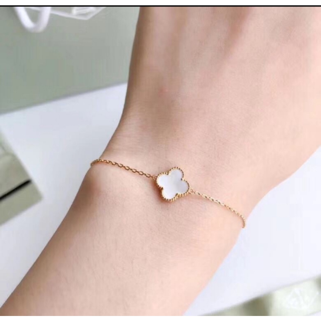 Lắc tay thời trang mặt hình cỏ bốn lá/trái tim phong cách vintage | BigBuy360 - bigbuy360.vn