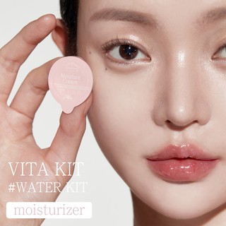 Kem dưỡng ẩm blessed moon vita kit water kit