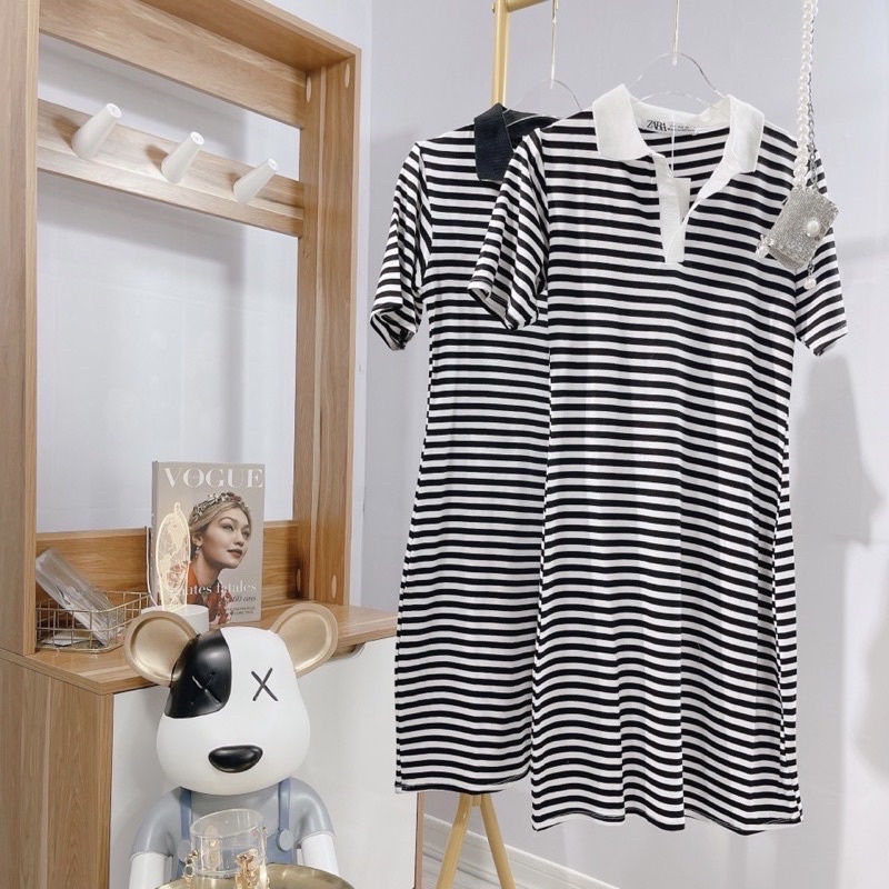 Váy body kẻ ngang cổ bẻ xẻ Đầm polo bó sexy