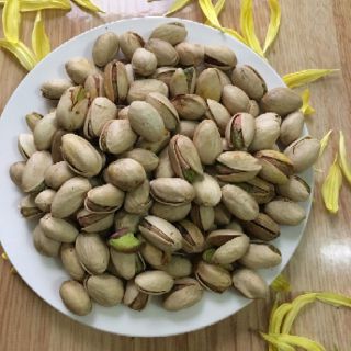 Hạt dẻ cười không tẩy 350k/kg