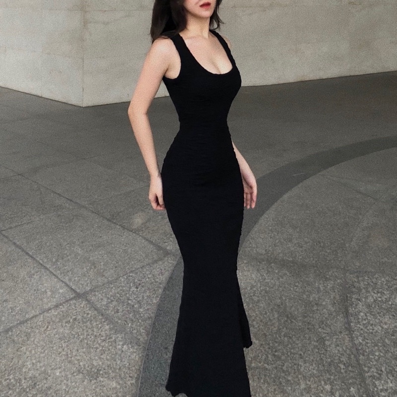 𝗠𝗜𝗔 𝗗𝗿𝗲𝘀𝘀 - Mia Đầm ôm body khoét lưng, vải thun ép lụa cap cấp