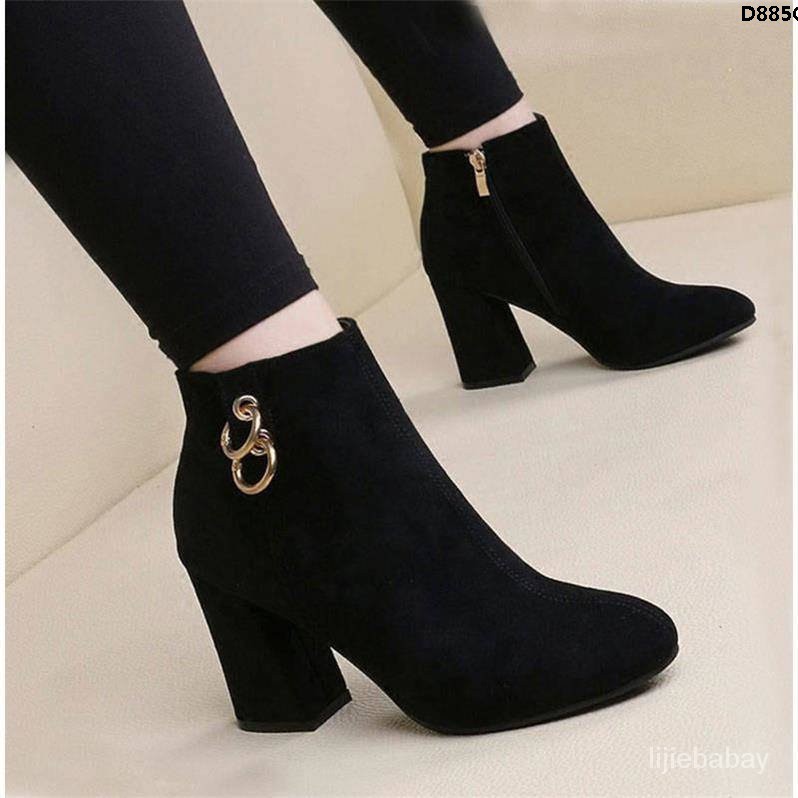Giày Bốt Cao Gót Nhung Thô Cổ Ngắn Size Lớn 42 42 41 Thời Trang Thu Đông Cho Nữ 43 Đầu