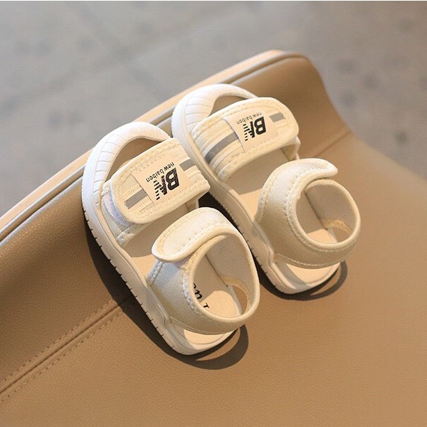 Dép sandal trẻ em, Sandal chống vấp quai dán BN cực xinh đế chống trơn trượt tốt êm nhẹ mẫu mới nhất C7